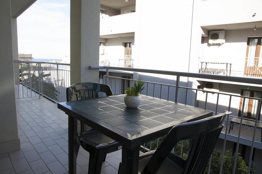 Dea Seaview Apartment Cefalu Exterior photo